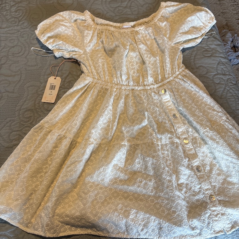 NWT Shyanne M 100% cotton white dress